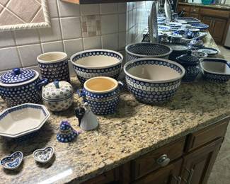Polish pottery