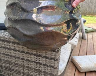 Medium sized plant pot 