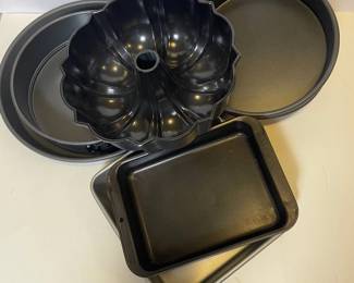 kp Set of 7 Black Baking Pans