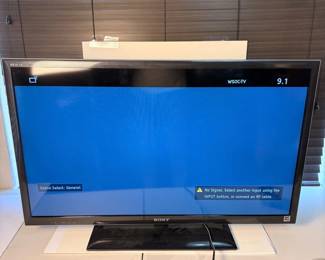 e Sony Bravia LCD TV