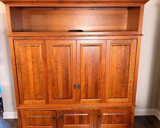 f Woodley Furniture Living Room Entertainment Console