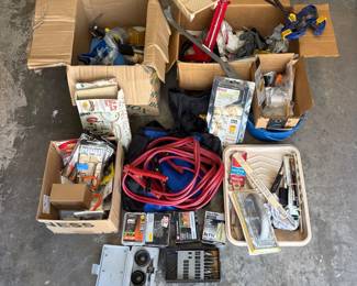 gr Mixed Tool and Hardware Kit with Jump Starter Cables