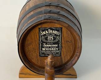 c Mini Jack Daniels Oak Barrel Whiskey Dispenser