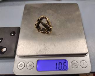 10.6 GRAMS UNMARKED 14K CAST GOLD