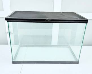 69 GlassTankwMetalMeshTop