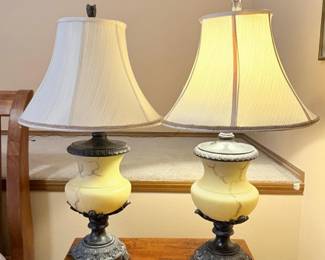39 PairofTableLamps