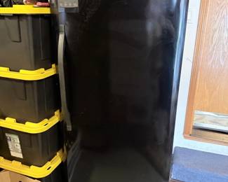 12 KenmoreUprightFreezer