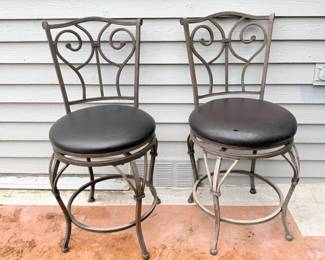 77 OutdoorMetalFramedBarChairs