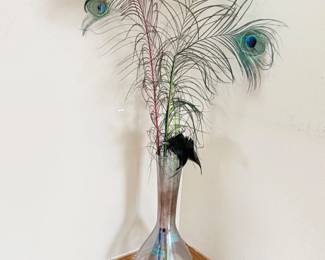 40 ClearGlassVasewPeacockFeathers