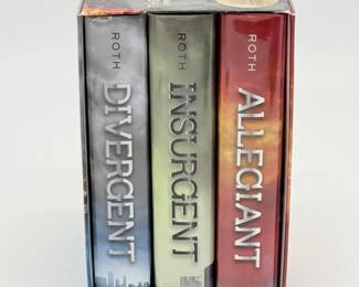 130 VeronicaRothTheDivergentSeries
