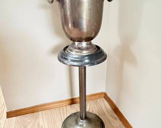 48 PotteryBarn2PieceSilverPlattedChampagneBucketStand