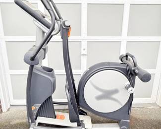 128 NordicTrackEllipticalMachine