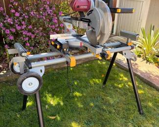 11 ChicagoElectric12SlidingCompoundMiterSawonRollingStand