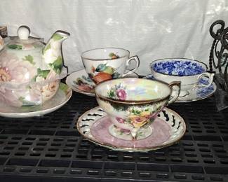 Teacups and English bone china