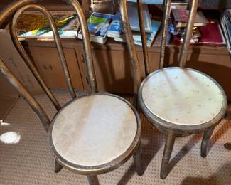 pair bentwood chairs