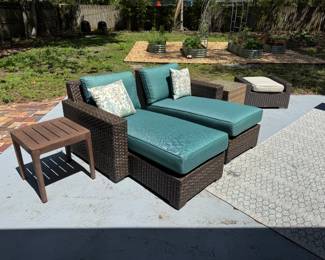 Outdoor loungers 