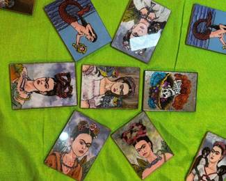 Frida kahlo hand mirrors 