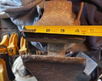 Vintage Columbian MFG , Co. Cleveland Swivel vice 