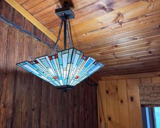 Stained glass light fixture
