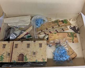 Battle Of The Alamo Contents