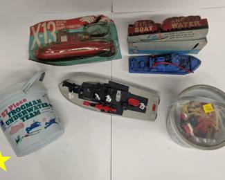 Fire Boat / Frogman / Submarine Toys