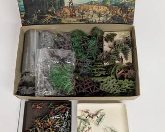 MARX Mini Knights and Vikings Set