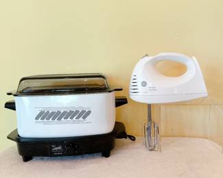 West Bend slow cooker & GE 200-watt hand mixer