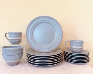 Pfaltzgraff Adina Stoneware Set 