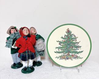 Spode Christmas Tree Round cork back trivet & Byers' Choice The Carolers 1995