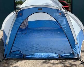 Lot #B34 - The North Face Windy Pass VE23 3-Person Camping Tent with Fly and Carry Bag
