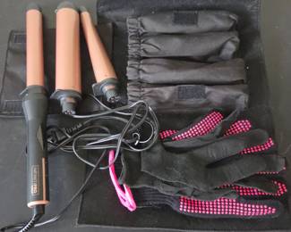 Lot #B52 - Infiniti Pro by Conair Ceramic Curling Wand Set with Heat Resistant Gloves and Carrying Case