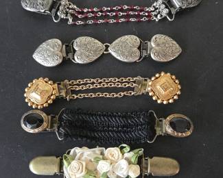 Lot #B47 - Vintage Decorative Sweater Clip Set with Floral and Chain Detailing