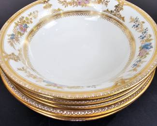 Lot #B139 - Vintage Wedgwood England Fine Bone China Floral Gold Gilt Rimmed Bowls