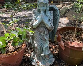 Garden figure of a praying Angel