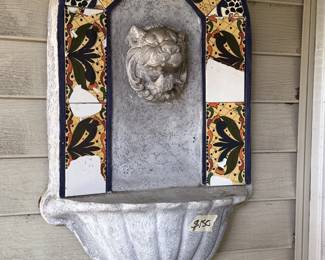 Italian style wall fountain lavabo
