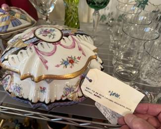 Large gloral decorated Limoges porcelain shaped box w/ original retail tag