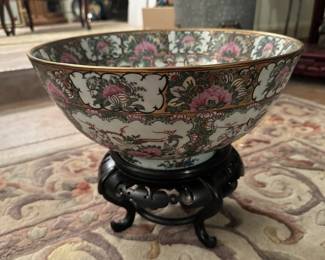 Lg. Chinese rose medallion porc. center bowl on crvd. rosewood stand