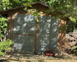 These 3 sheds are opening during the sale. All 3 had to be fumigated for wasps and spiders. They are all clear of this week and are full of everything especially tools and equipment. Who knows what "goodies await iinside!"