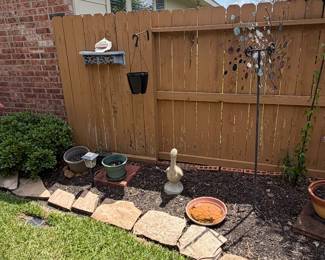 Seaside vibes estate sale in Cinco Ranch!