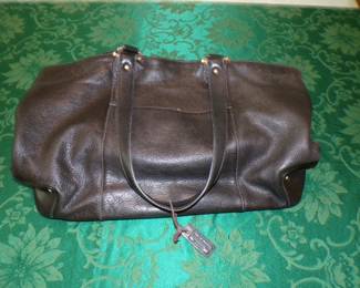 Liz Claiborne Pursde