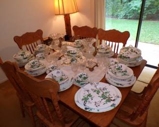 Beautiful Shelley England Chippendale China