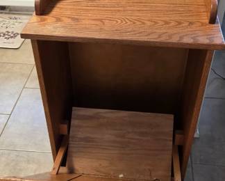 Inside of Amish Made trash can holder