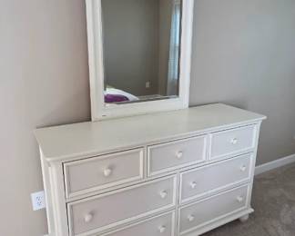 Interchangeable front panels!