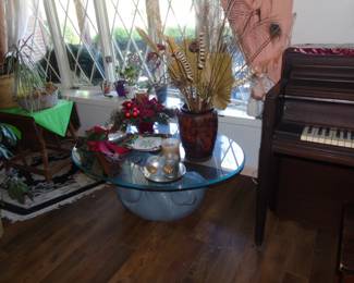 Lane Bear Glass Top Table