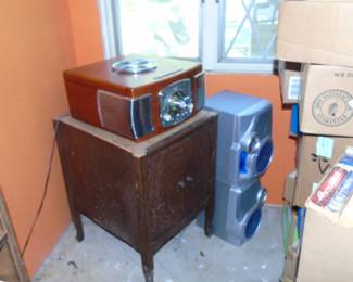 Retro Repro Record Player 