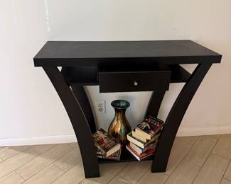 Lovely entry or hall accent table with one drawer and display shelf   3 ft L x 15.5 in D x 30.5 H