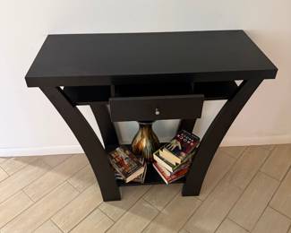 Lovely entry or hall accent table with one drawer and display shelf   3 ft L x 15.5 in D x 30.5 H