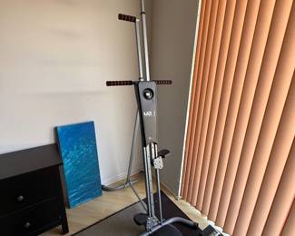 Maxi Climber vertical exercise machine (Inova) — excellent for a full‑body cardio and strength workout at home. Great condition, sturdy, and easy to use.  Full‑body vertical climbing workout Works well and is stable Perfect for home gym or starting fitness routine
