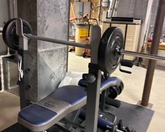 Weight bench