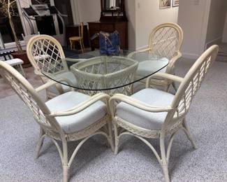 Rattan table 4 chairs